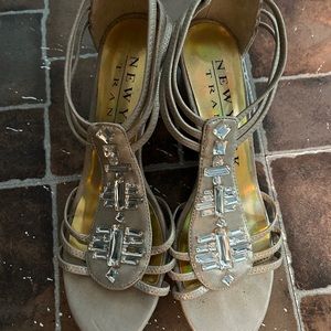 New York Transit dressy wedge